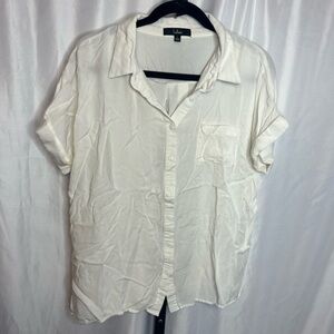 Lulus Cream White Short Sleeve Button Up Blouse, size Large